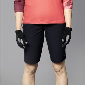 NWT Gorewear Passion Shorts Womens US Size Small 4-6 Biking Biker Cycling Black